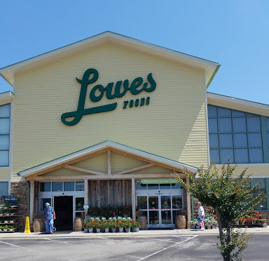 Lowes Foods Store Front, Monkey Junction Location